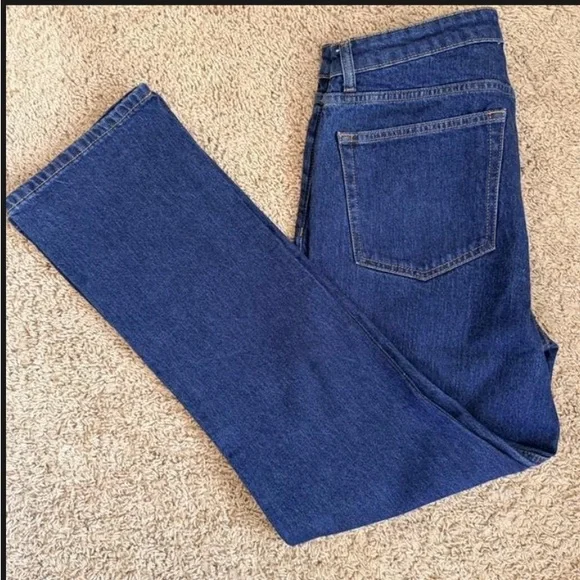 Reformation Jax stretch high rise straight dark wash jeans. Size 30. - Picture 2 of 4